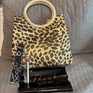 Leopard Print Tote Bag Outside made 100% Paper(Pen, Bag Scarf and 4 Polymailers)